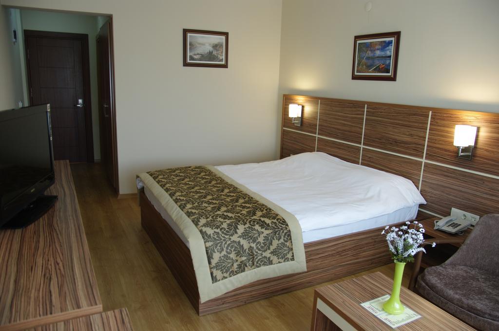 Petek Hotel Мугла Екстериор снимка